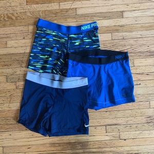 Set of 3 Nike Pro volleyball spandex. 2” inseam